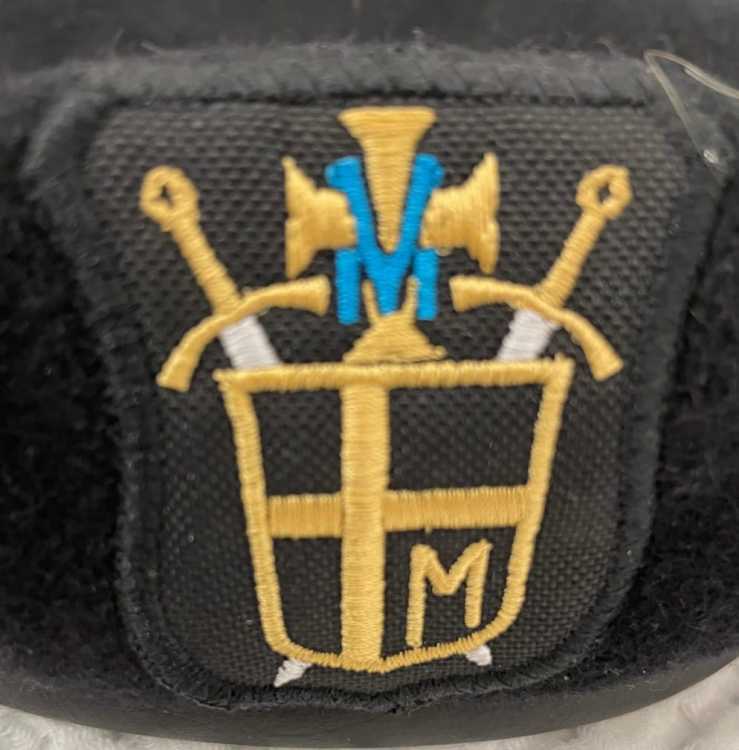 Beret rycerski Zakonu Rycerzy św. Jana Pawła II - herb